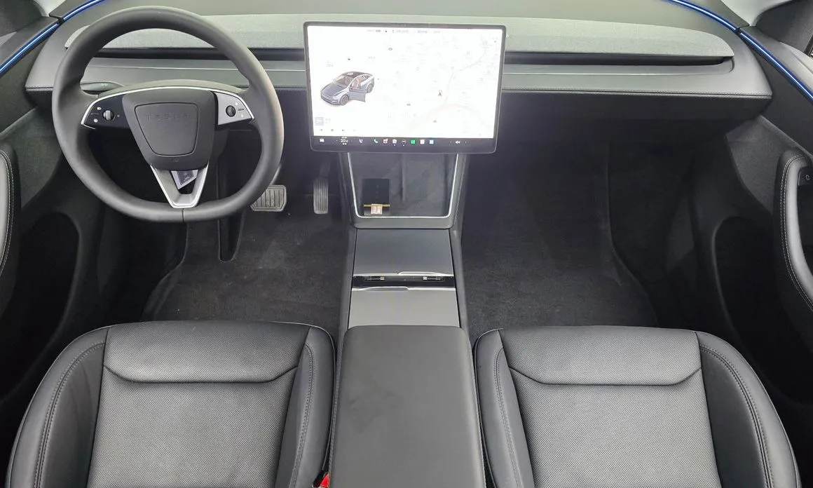 Tesla Model Y — фото 7