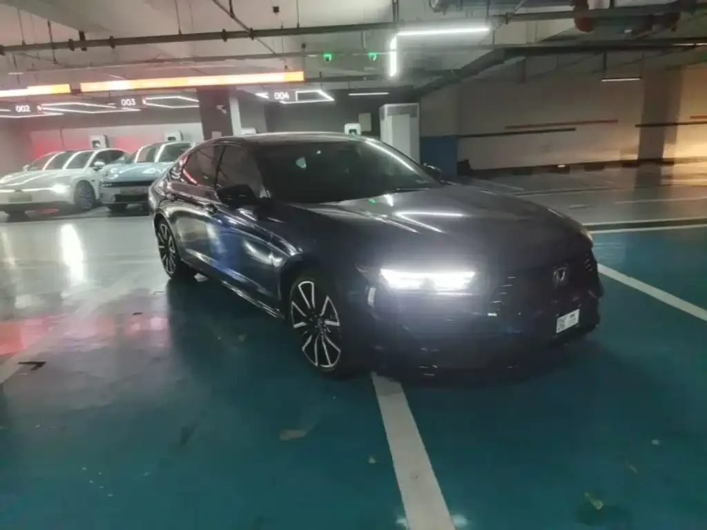Honda Accord — фото 5