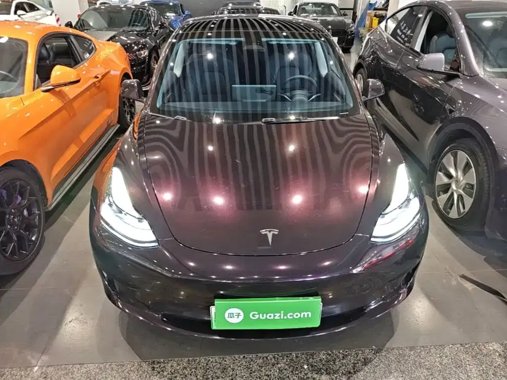 Tesla Model 3 — фото 10