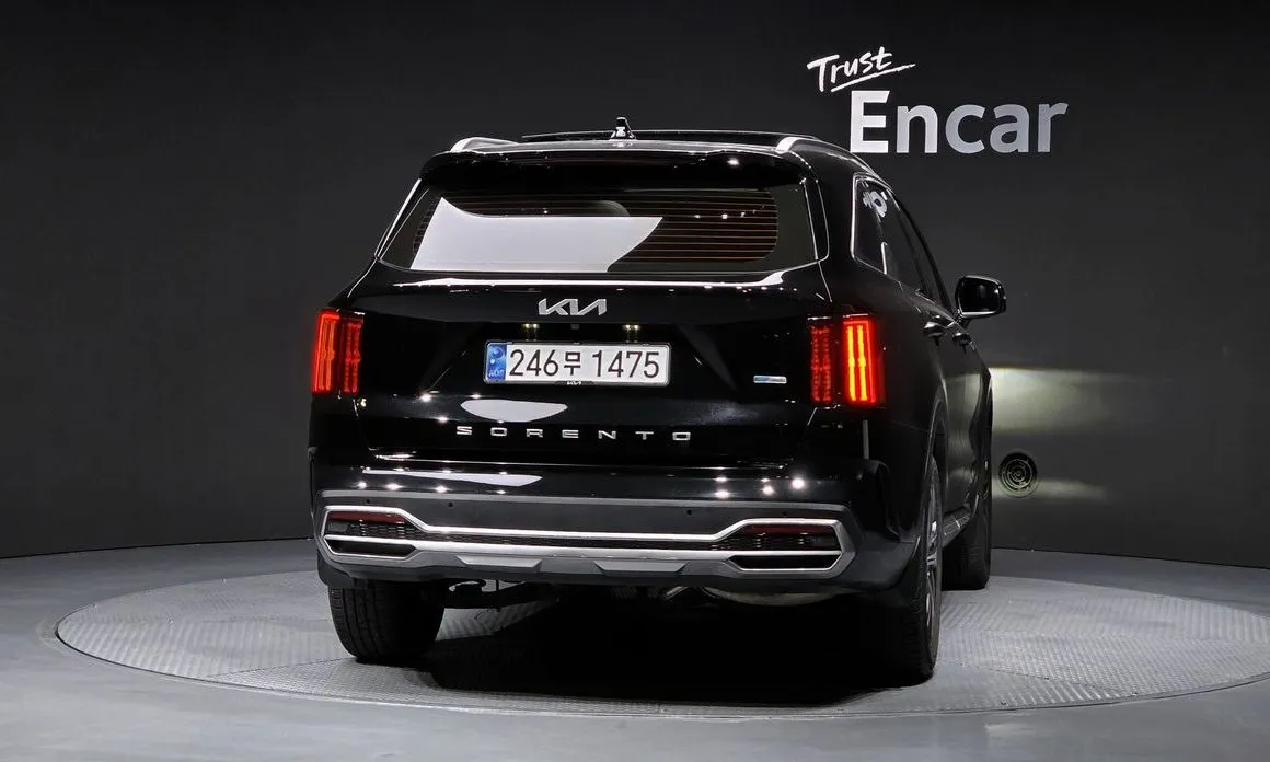 Kia Sorento — фото 5