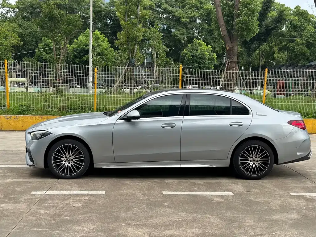 Mercedes-Benz C-Class — фото 10