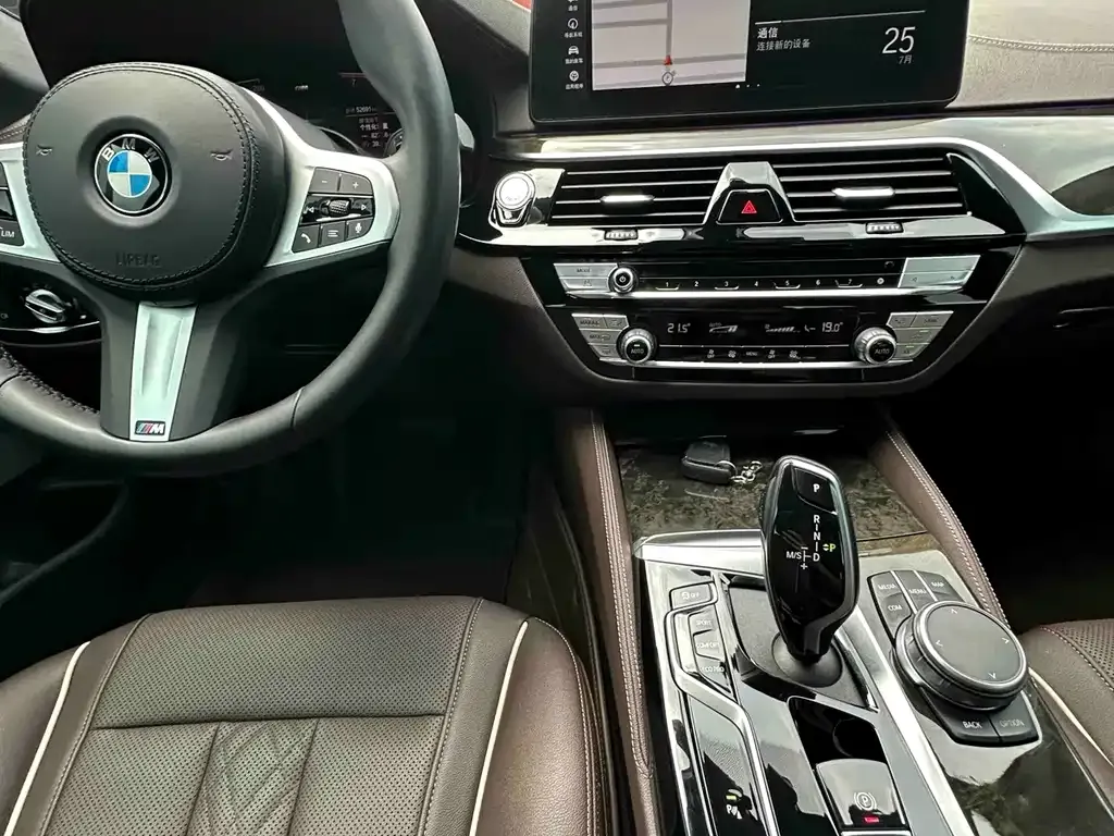 BMW 5 Series — фото 2