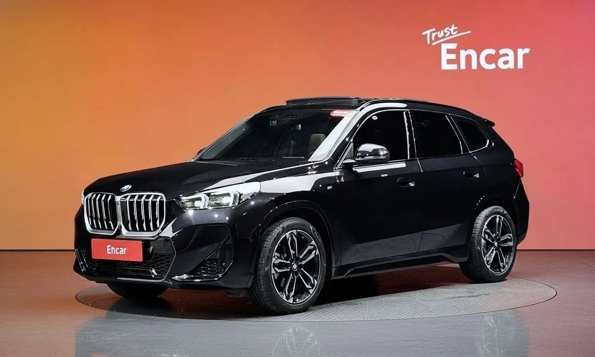 BMW X1 — фото 1