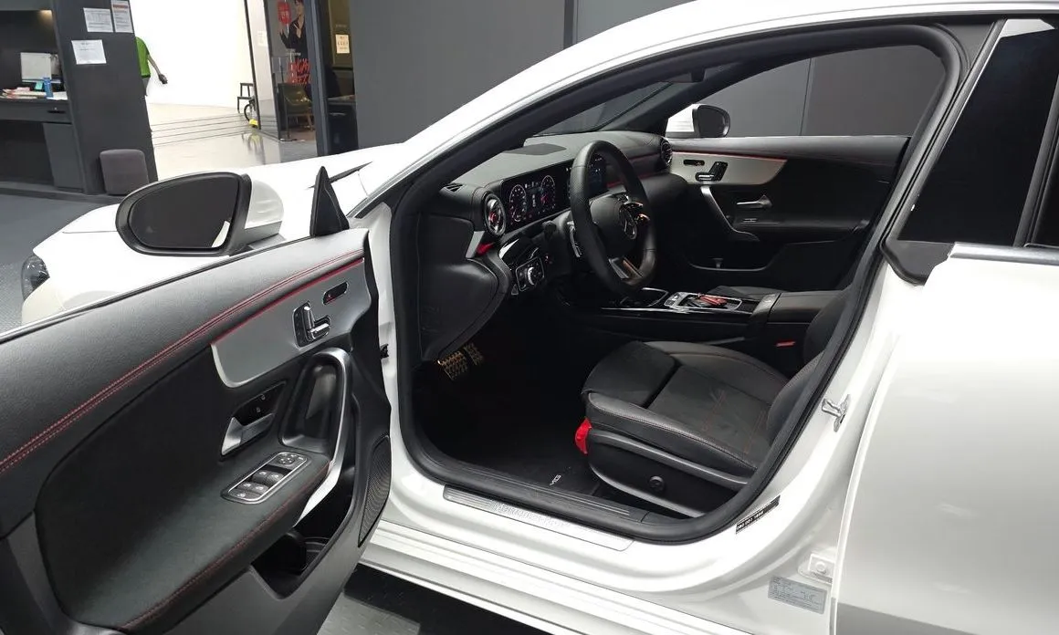 Mercedes-Benz CLA-Class — фото 10