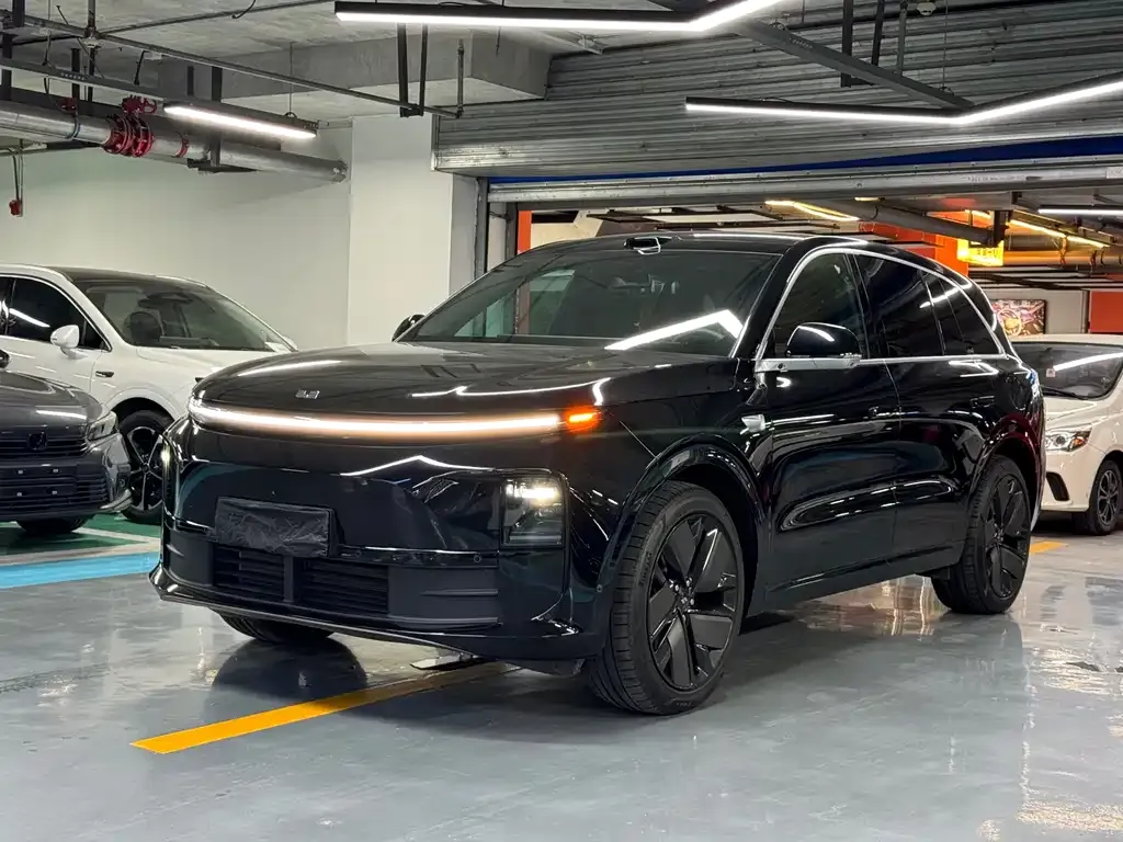 Li Auto L6