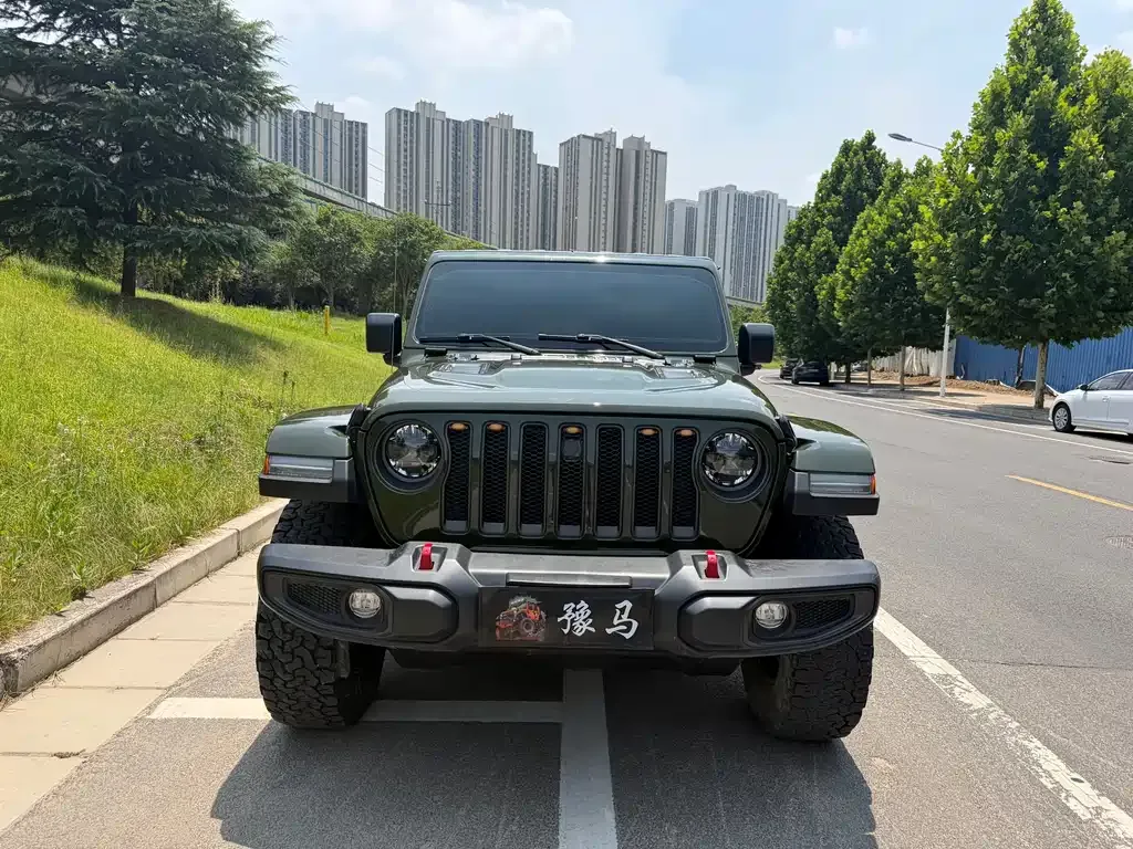 Jeep Wrangler — фото 5