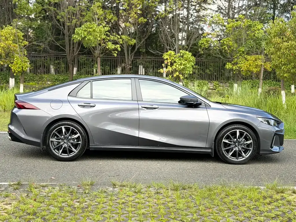 GAC Motor Shadow Leopard — фото 10