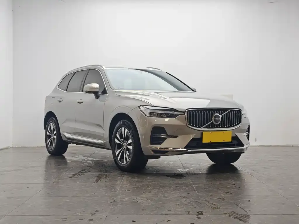 Volvo XC60 — фото 4