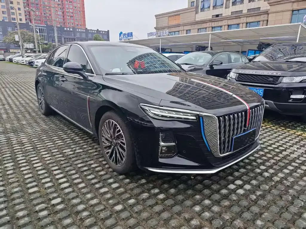 Hongqi H5 — фото 10