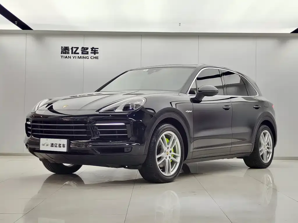 Porsche Cayenne Hybrid — фото 1