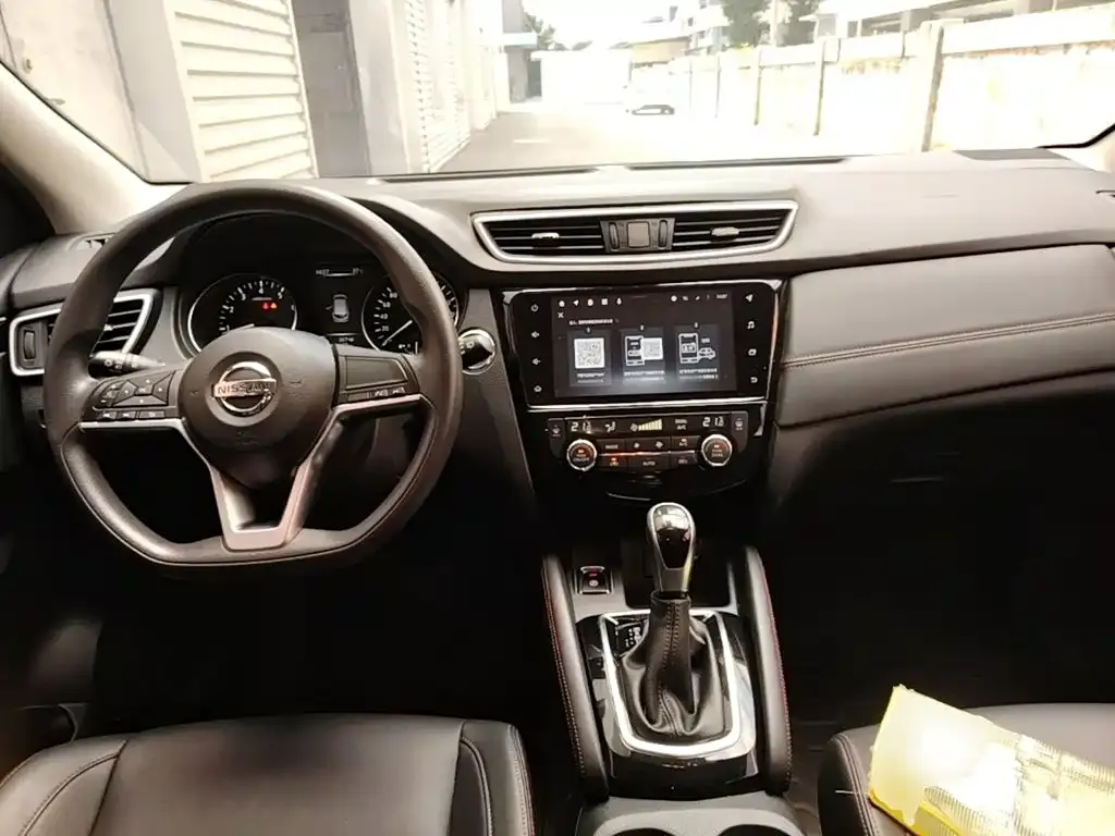 Nissan Qashqai — фото 6