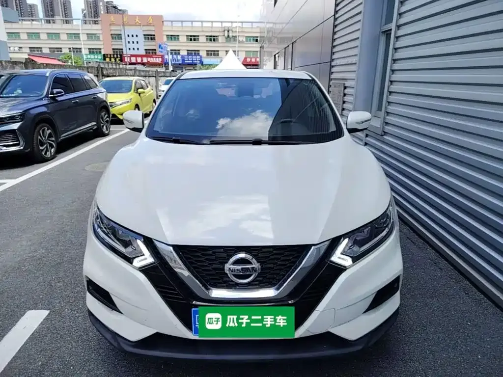 Nissan Qashqai — фото 7
