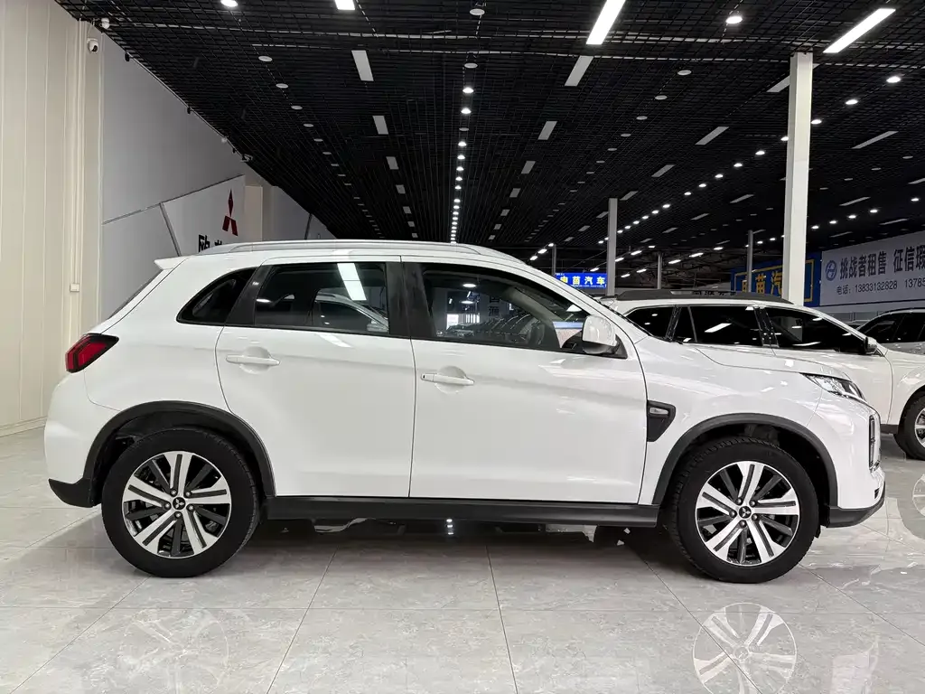 Mitsubishi ASX 2022 из CN, фото 9
