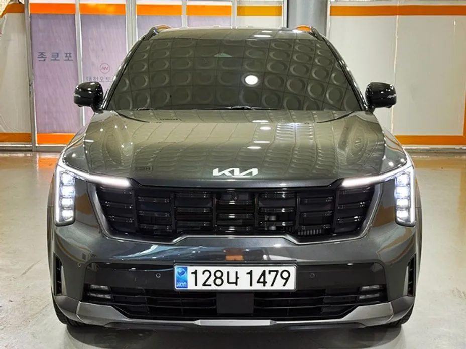 Kia Sorento — фото 1