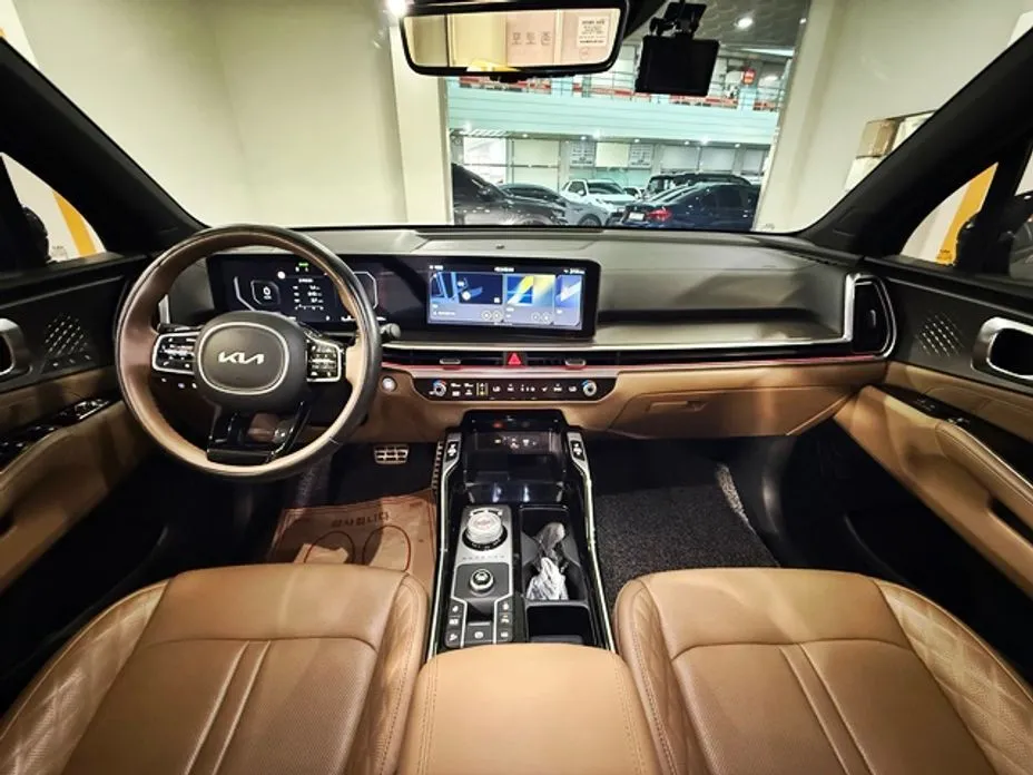 Kia Sorento — фото 6