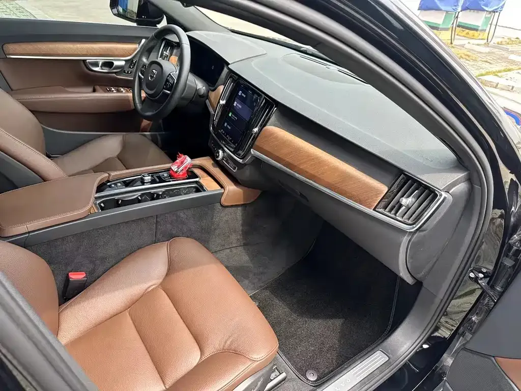 Volvo S90 — фото 2