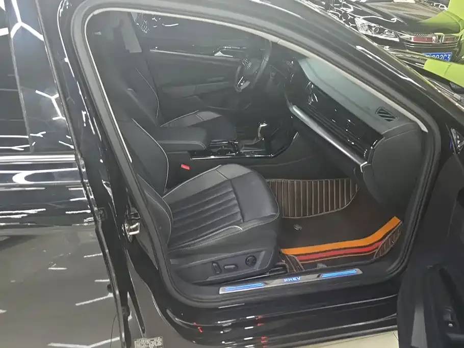 Volkswagen 帕萨特插电混动 — фото 3