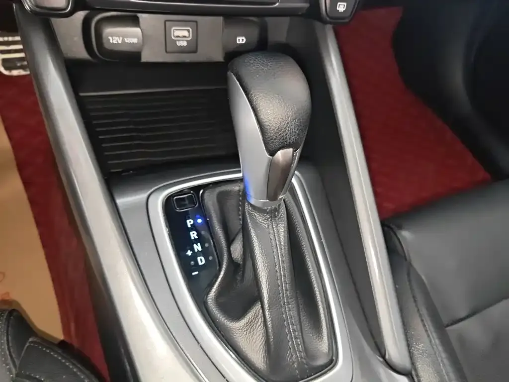 Hyundai Fista — фото 10