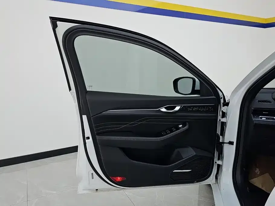 Geely Xingrui 2024 из CN, фото 3