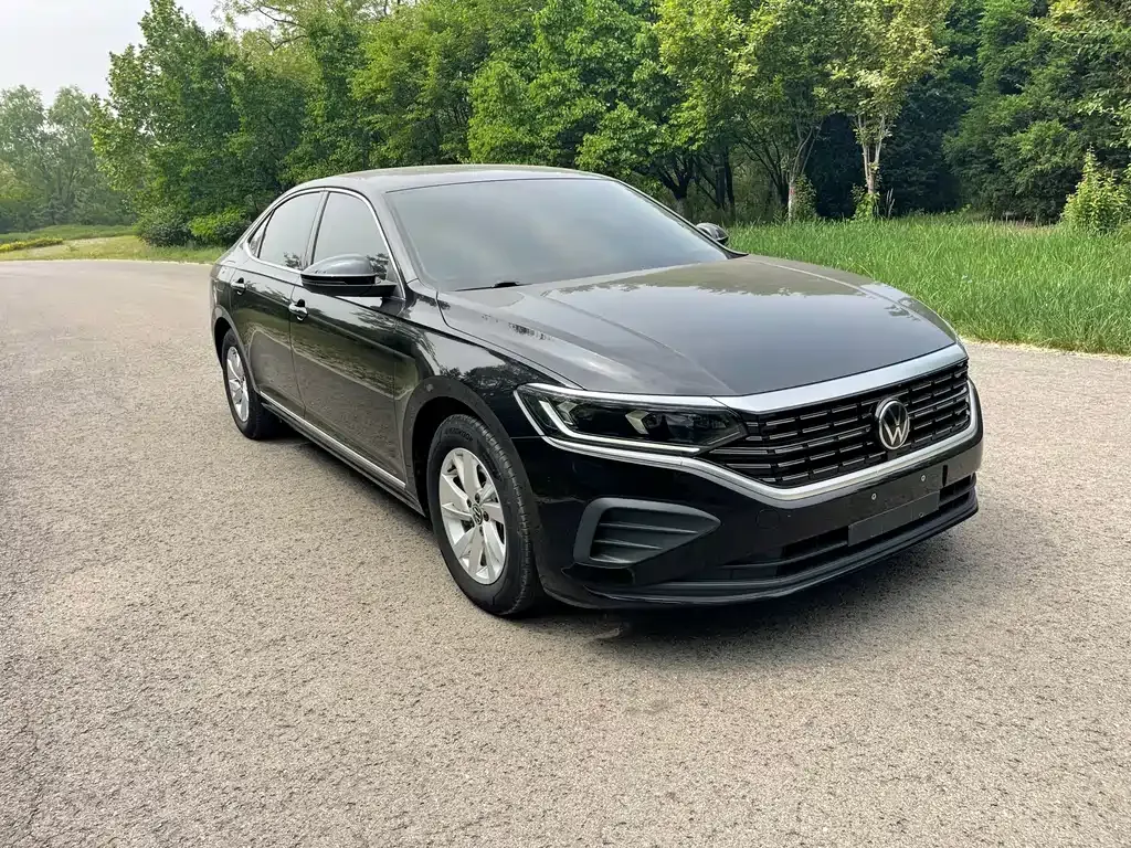 Volkswagen Passat — фото 8