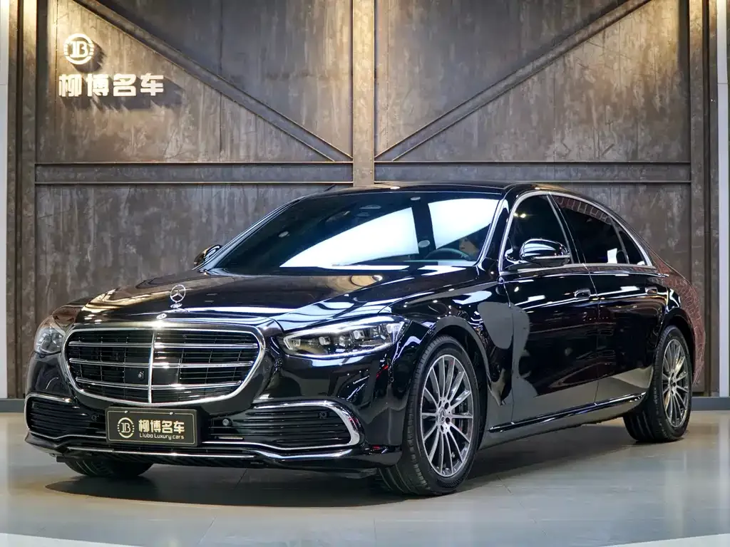 Mercedes-Benz S-Class — фото 1