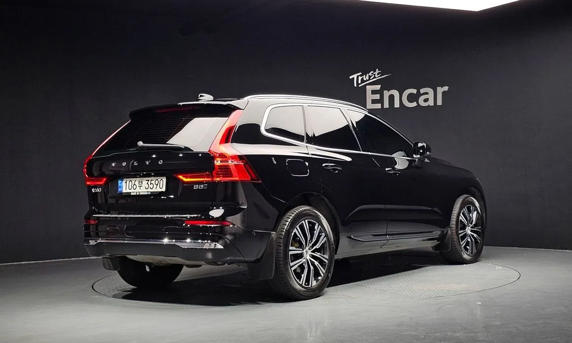 Volvo XC60 — фото 6