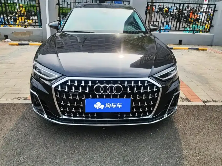 Audi A8 2024 из CN, фото 8