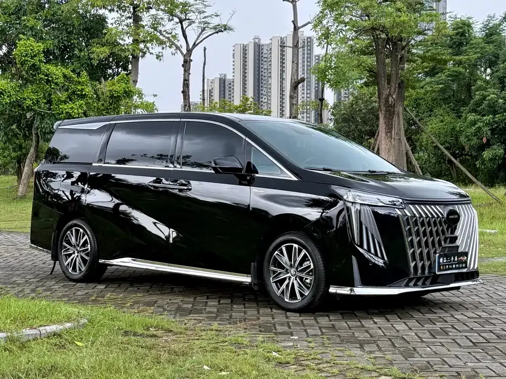 GAC Motor Trumpchi M8 — фото 5