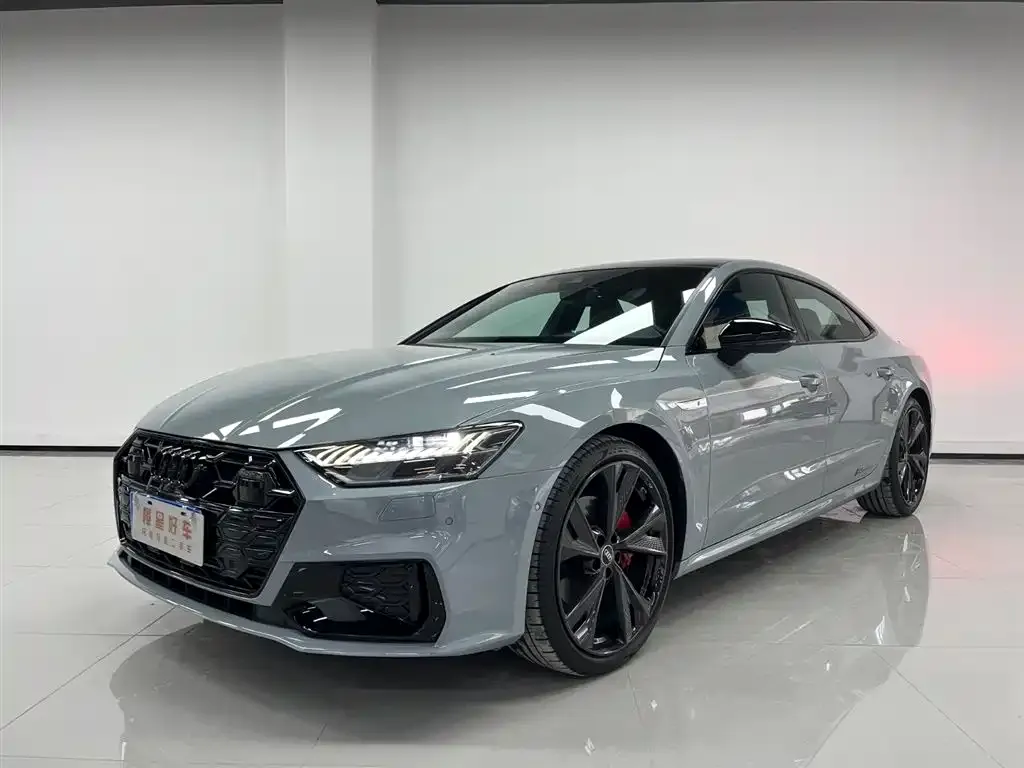 Audi A7L — фото 1
