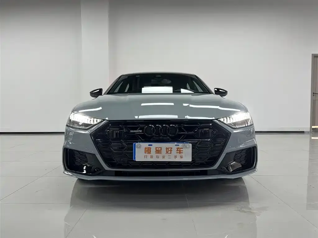 Audi A7L — фото 2