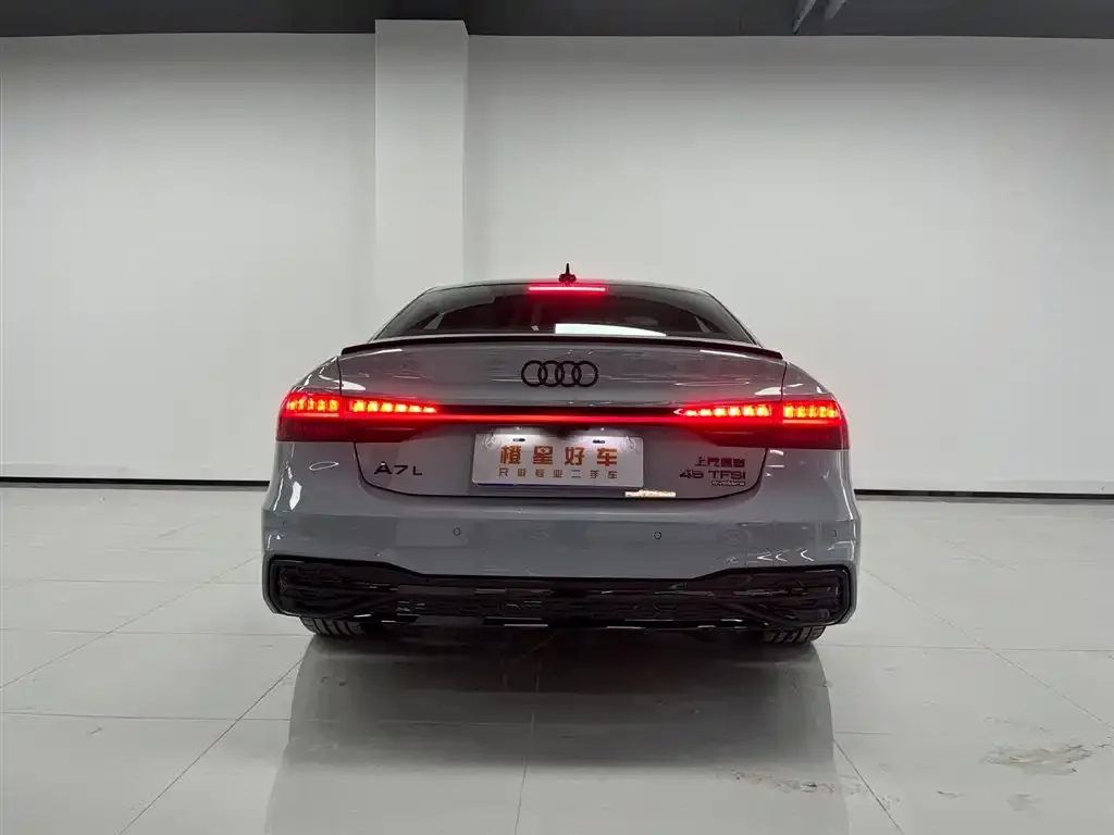 Audi A7L — фото 3