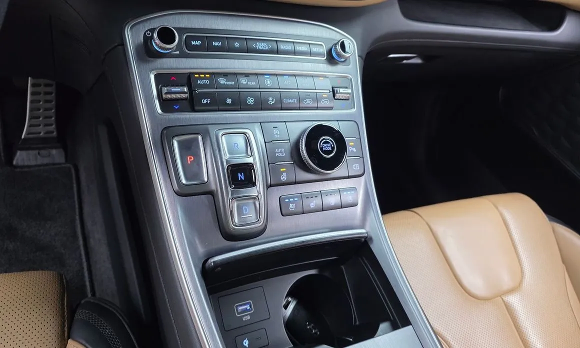 Hyundai Santafe — фото 7