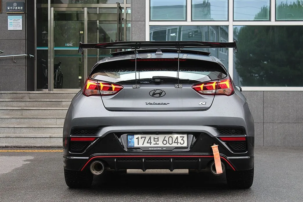 Hyundai Veloster 2023 из KR, фото 4