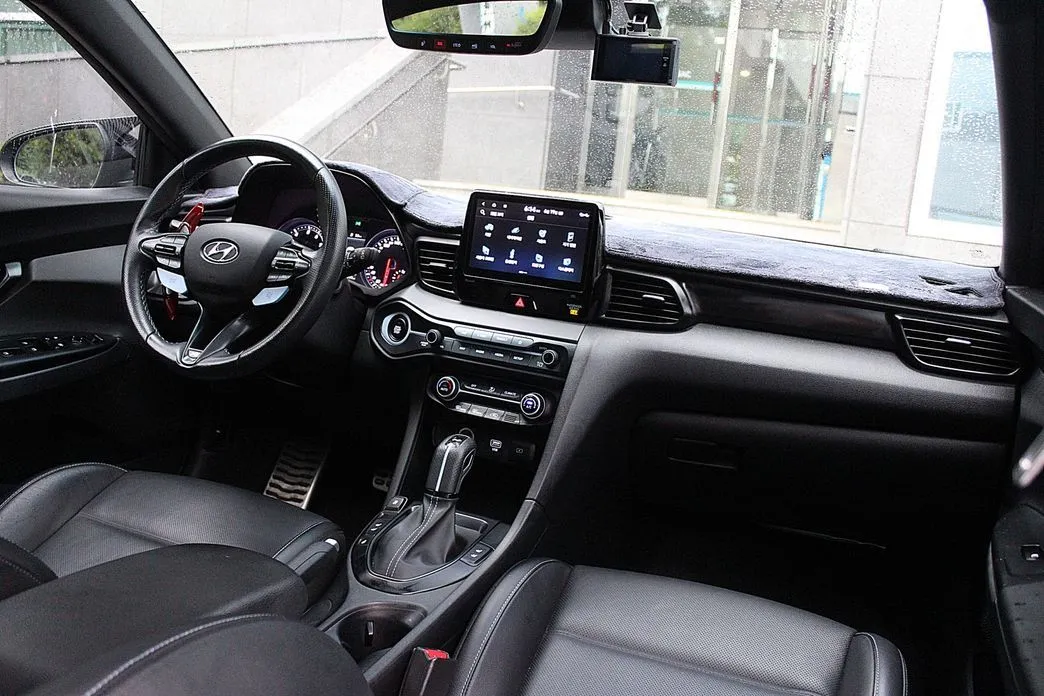 Hyundai Veloster 2023 из KR, фото 10