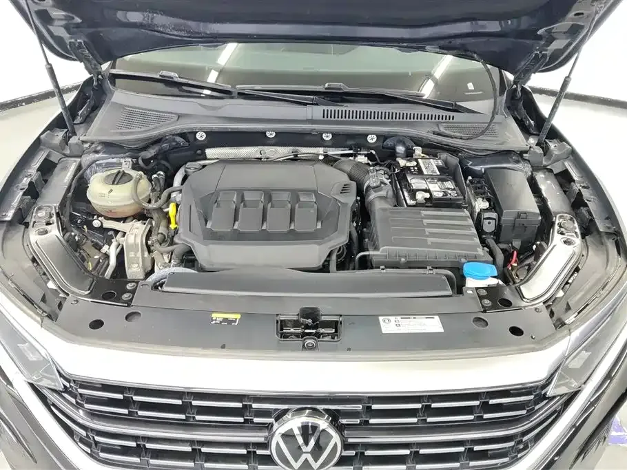 Volkswagen Passat — фото 4