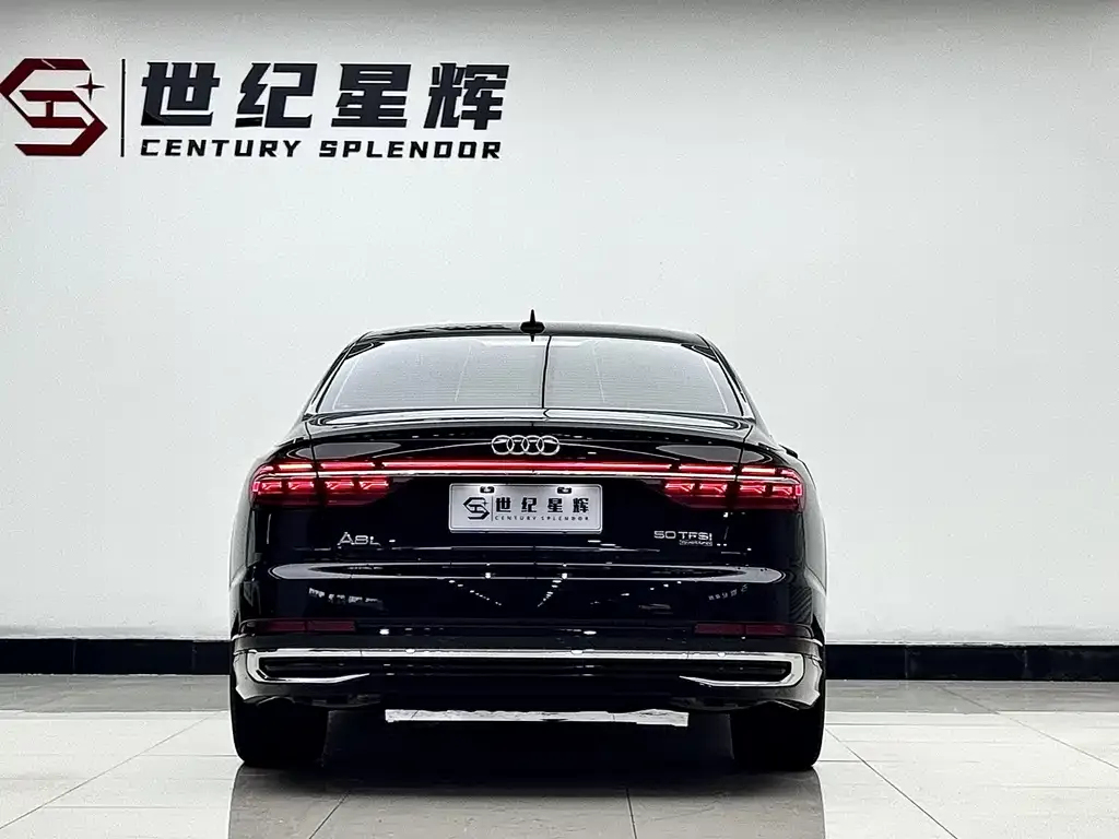 Audi A8 — фото 4
