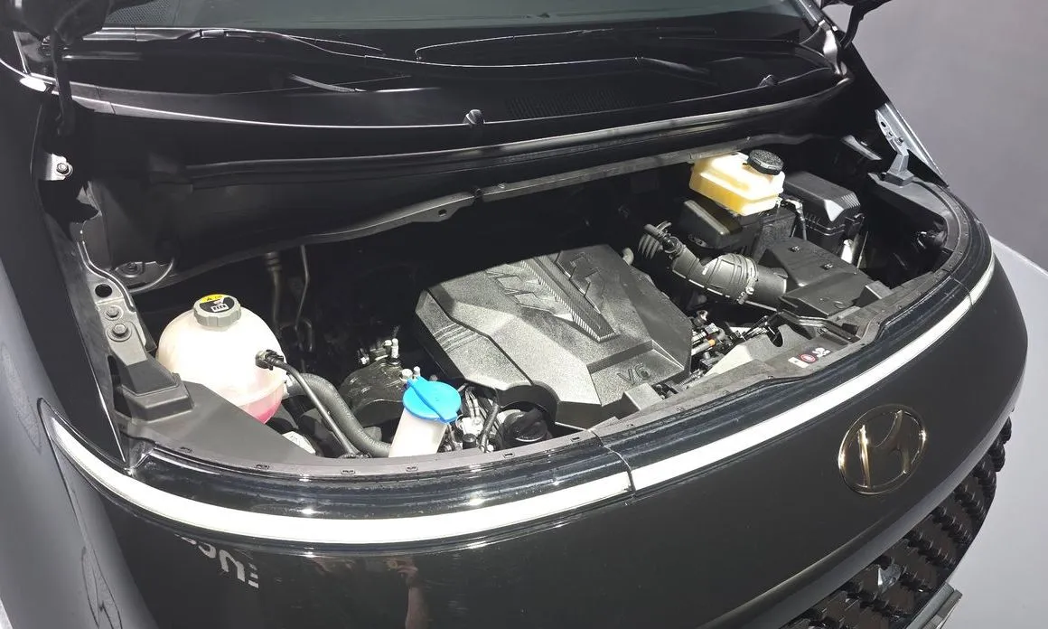 Hyundai Staria 2023 из KR, фото 9