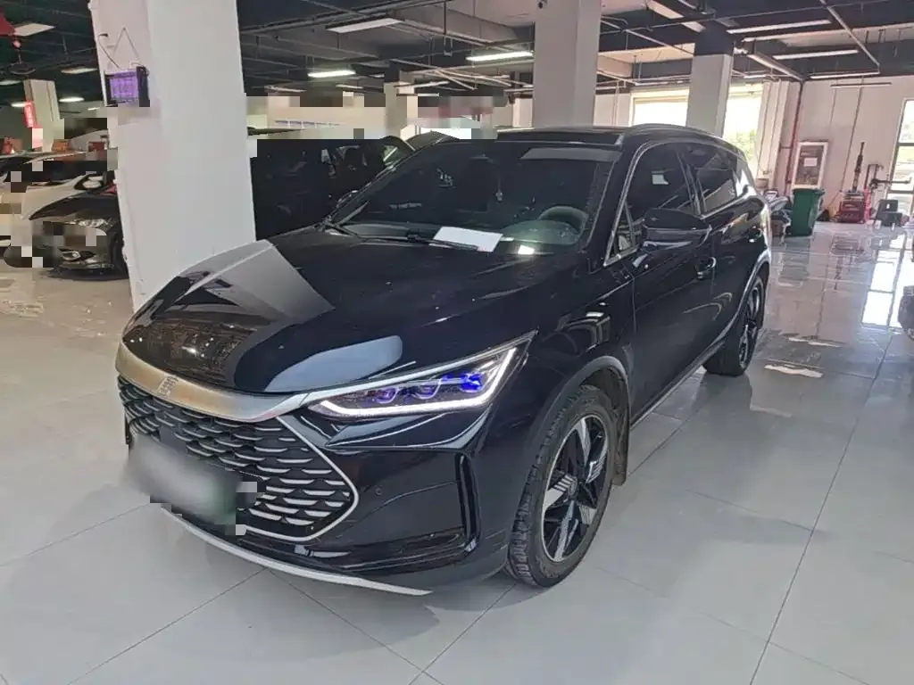 BYD Tang New Energy — фото 1