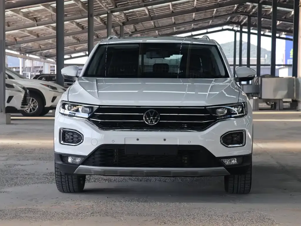 Volkswagen T-Roc — фото 7