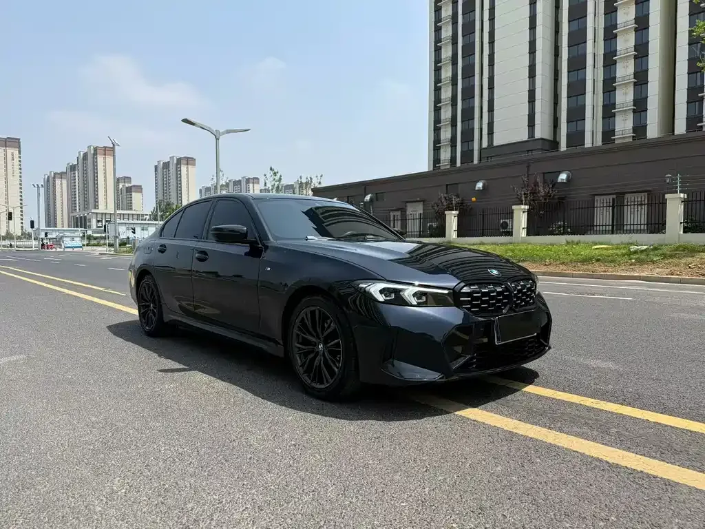 BMW 3 Series — фото 1