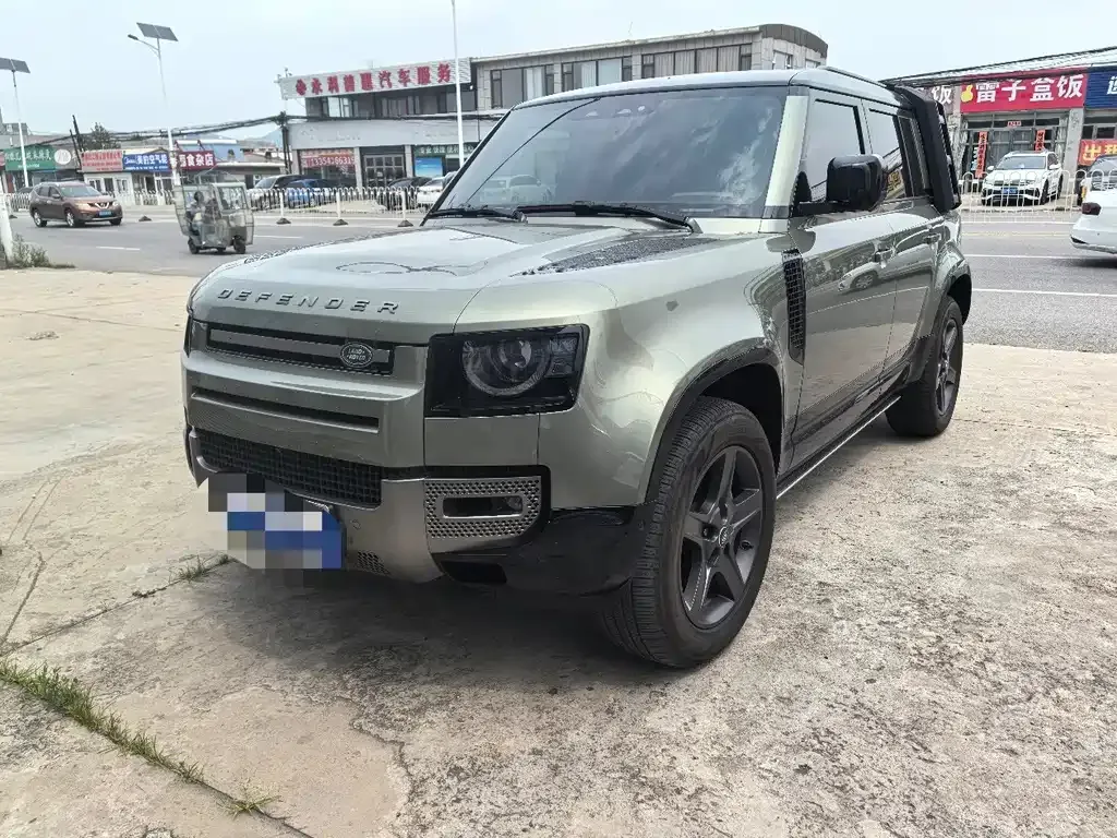 Land Rover Defender — фото 1