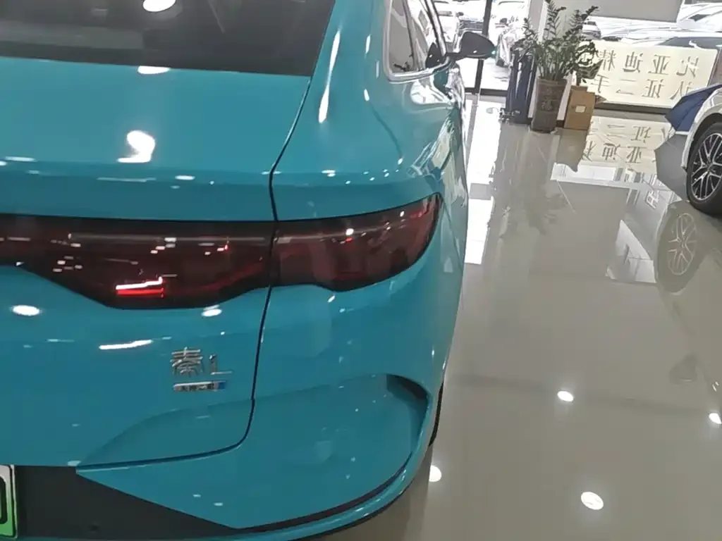 BYD Qin L — фото 3