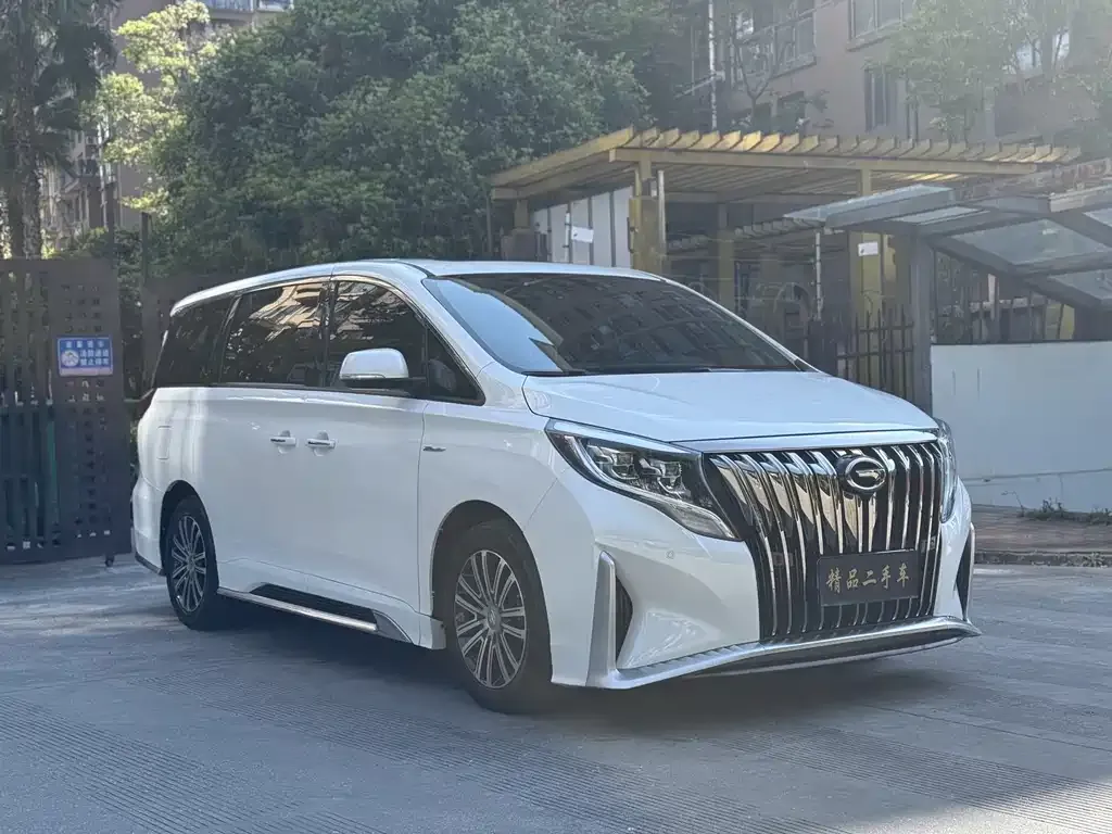 GAC Motor Trumpchi M8 — фото 9