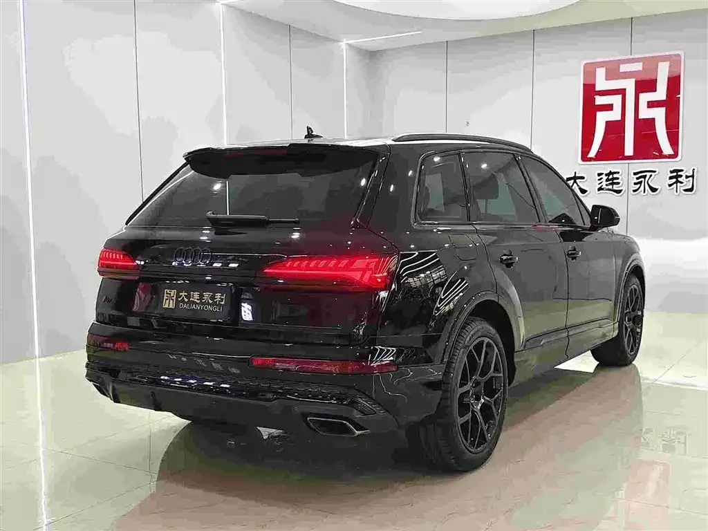 Audi Q7 — фото 2