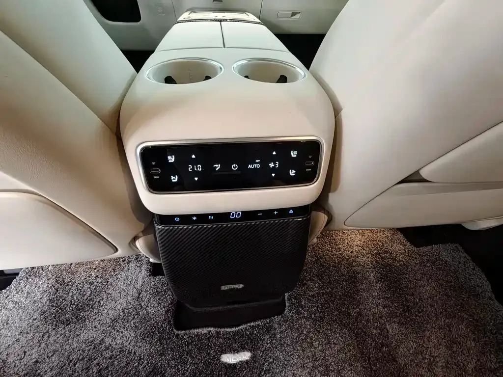 Li Auto MEGA 2024 из CN, фото 6