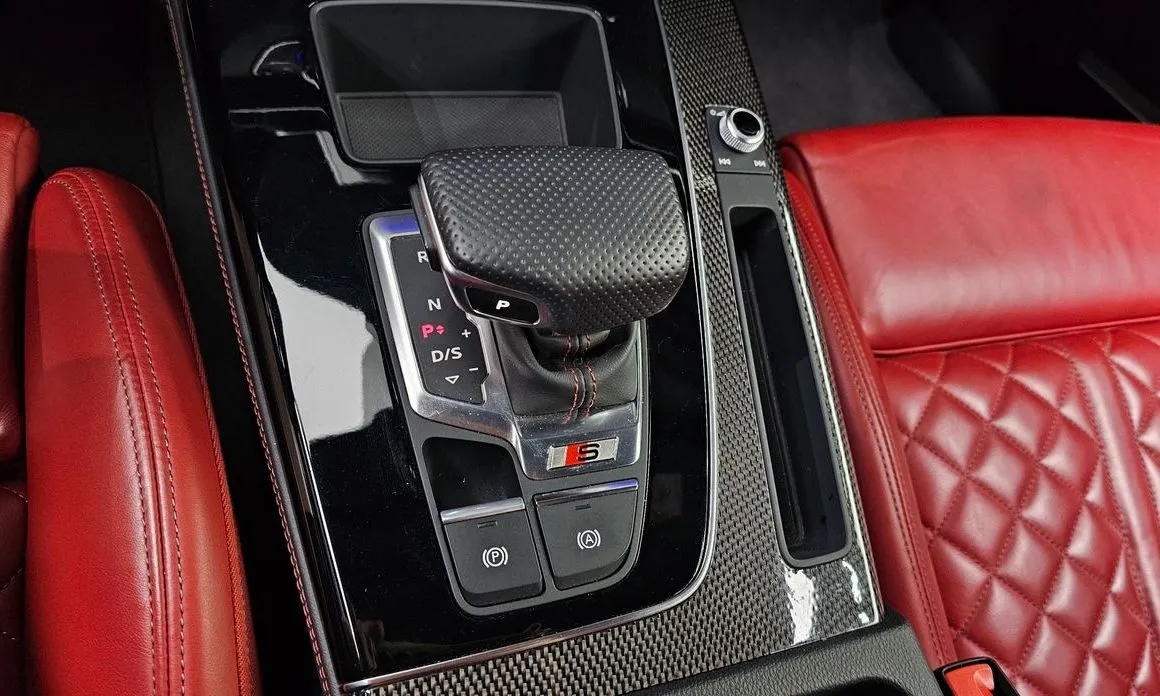 Audi SQ5 2021 из KR, фото 7