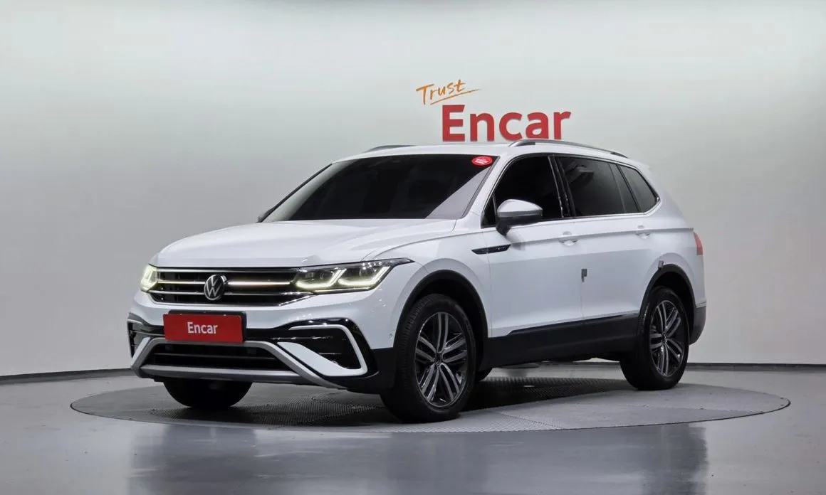 Volkswagen Tiguan — фото 1