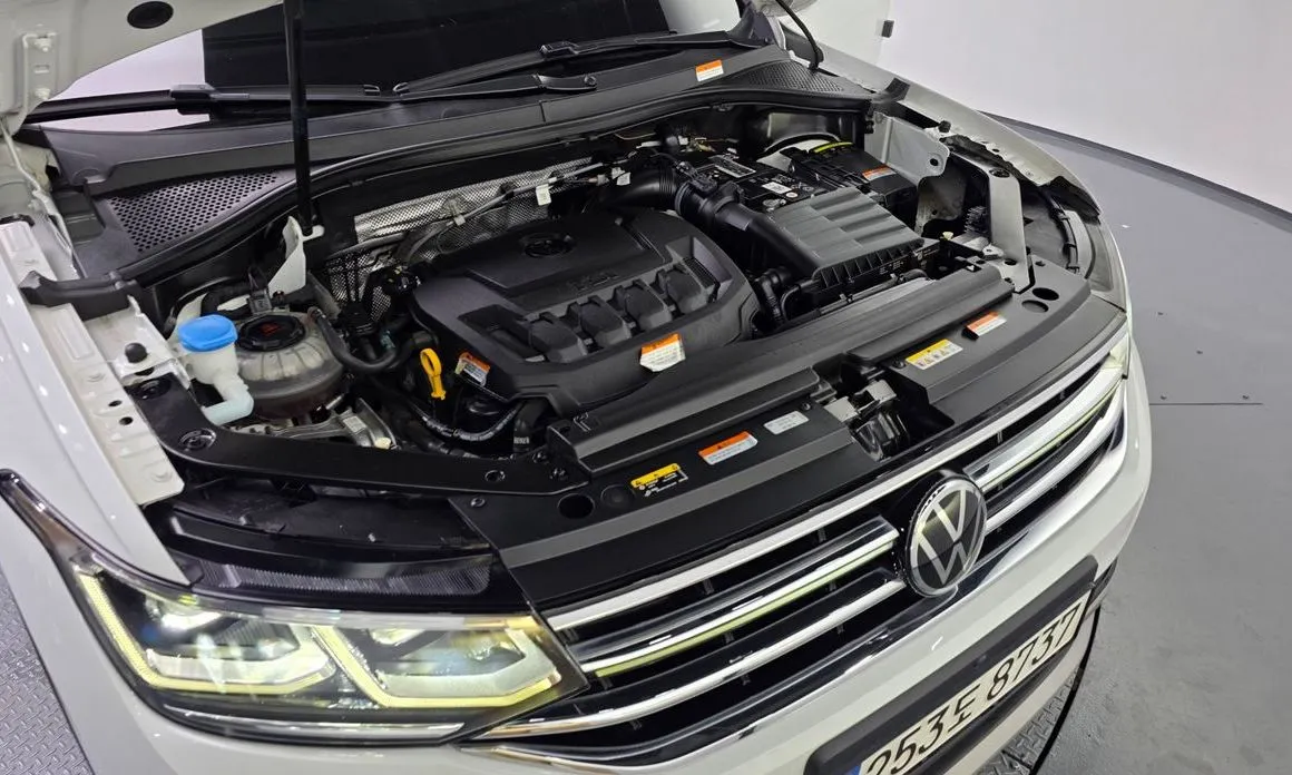 Volkswagen Tiguan — фото 10