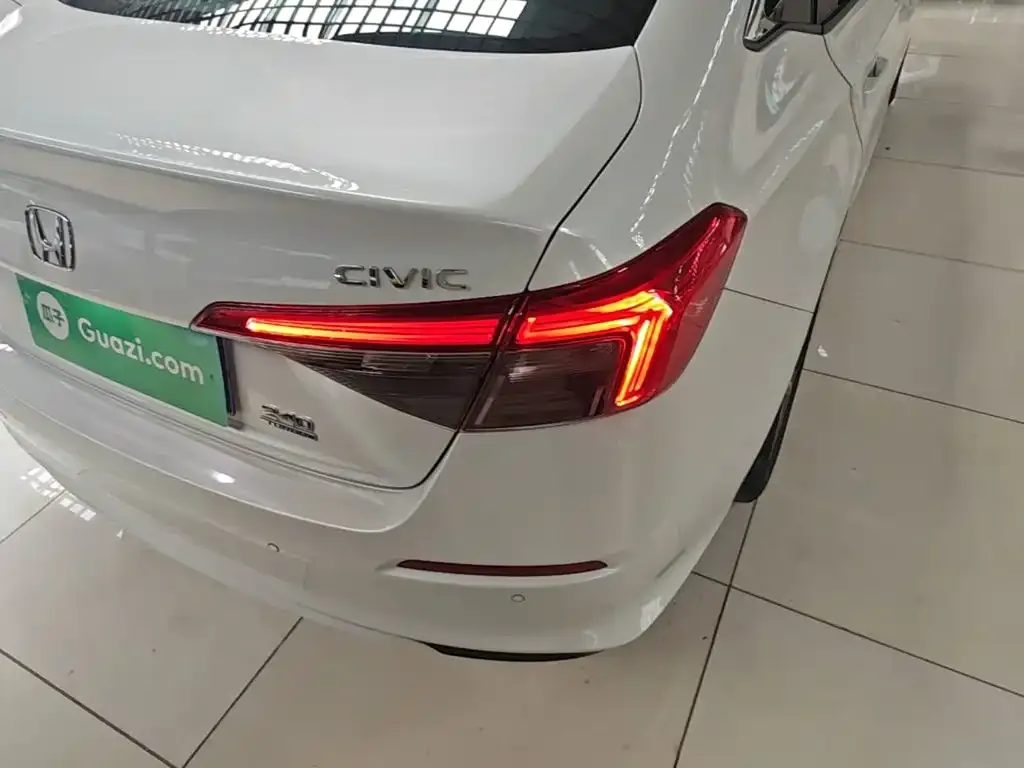 Honda Civic — фото 3