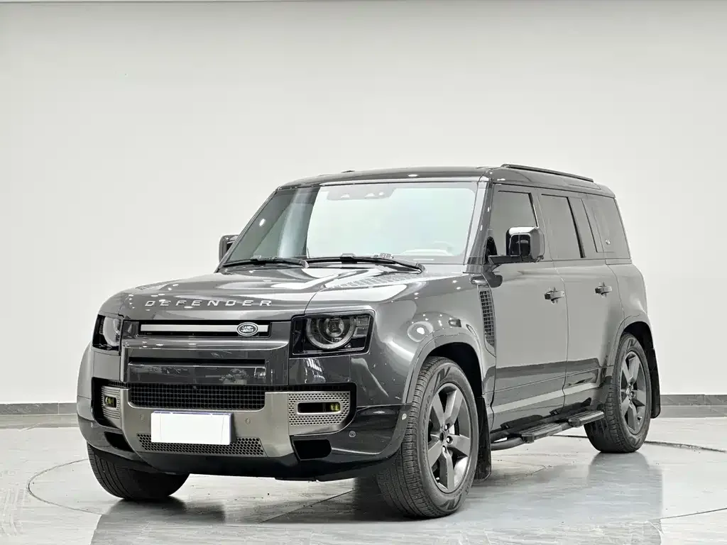 Land Rover Defender — фото 1